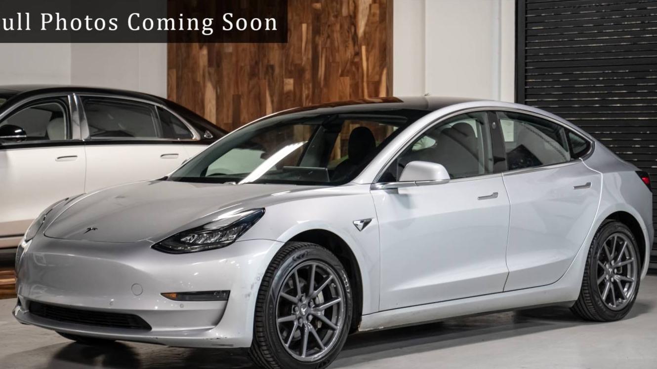 TESLA MODEL 3 2018 5YJ3E1EAXJF037324 image